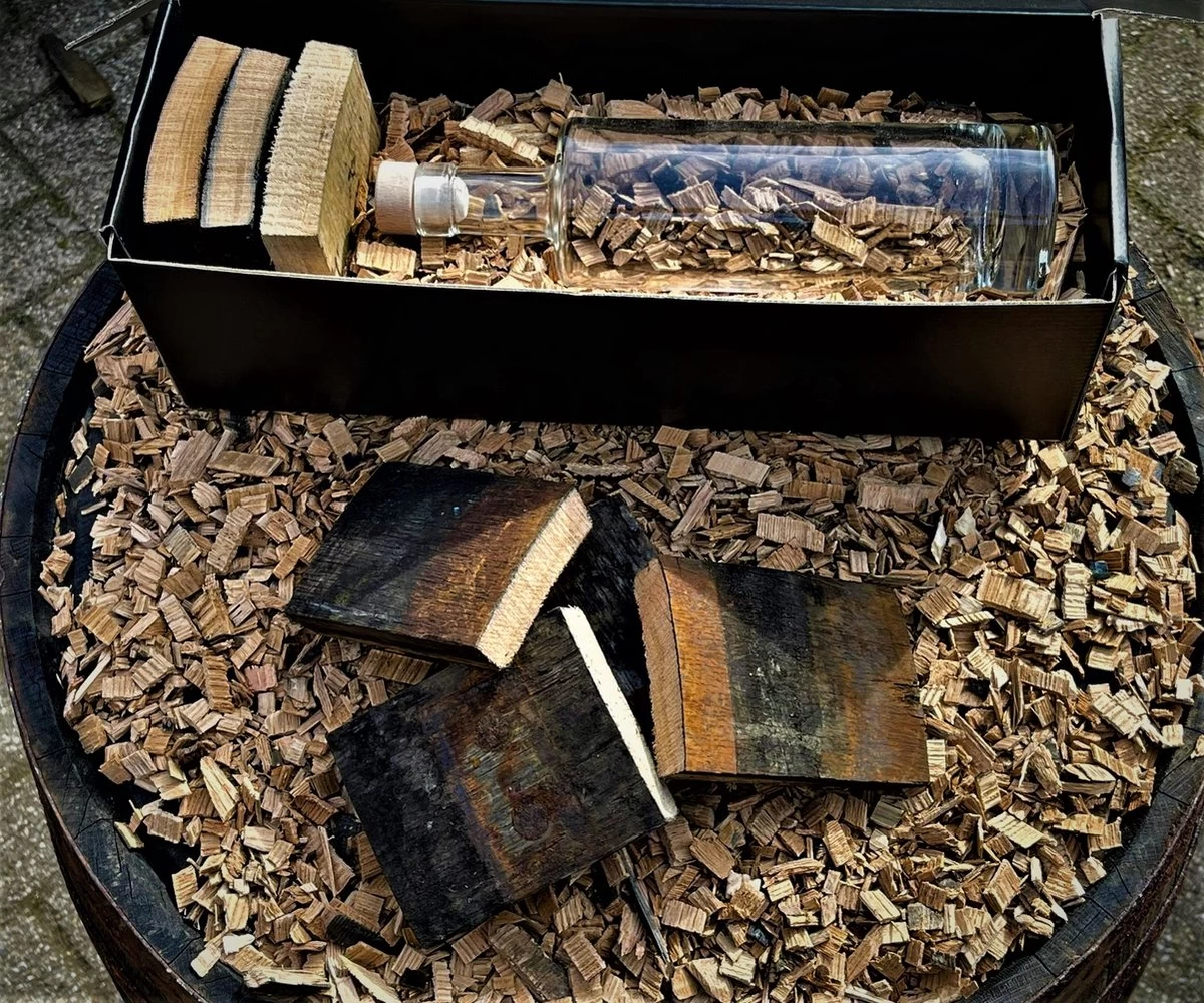 The Barrel BBQ Bottle (Box) / Cadeau Vaderdag / Édition Limited / Copeaux De Bois / Whisky Chunks / Offre De Pasen – Image 6