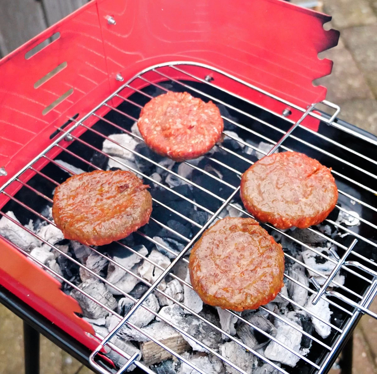 Inround - Barbecue Avec Briquettes De Charbon De Bois, Allume-feu, Allume-charbon Et Brochettes De Barbecue - BBQ – Image 6