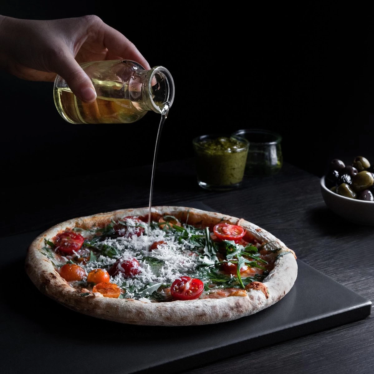 Navaris XL Pour Four, Grill Et Barbecue - Assiette à Pizza Rectangulaire 38 X 30 Cm - Set Comprenant Une Pelle à Pizza En Bambou - Céramique émaillée – Image 11