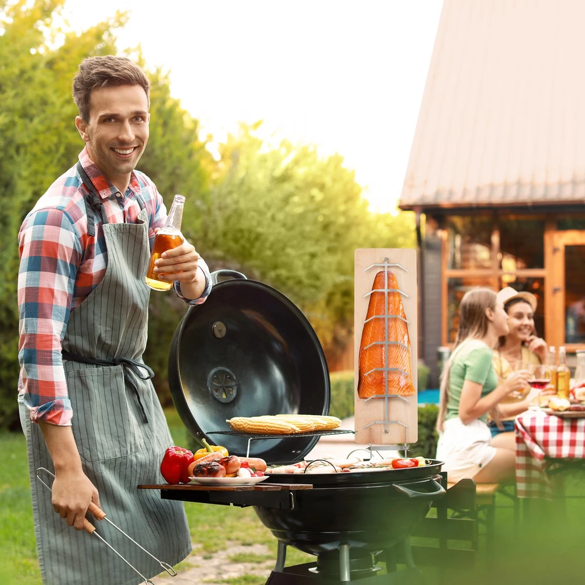 Relaxdays Planche à Fumer Barbecue Saumon - Avec Support - Planche à Saumon Finlandaise - Planche Barbecue - Bois De Hêtre – Image 7