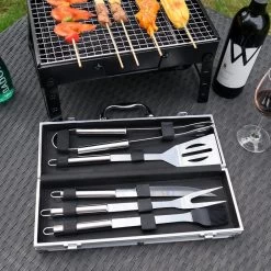 Decopatent' Outils BBQ Decopatent ® - 6 Pièces En Caisse - Barbecue - BBQ - Grill - Pinces Spatule Pinces De Préhension Couteau Fourchette à Viande Brosse à Badigeonner