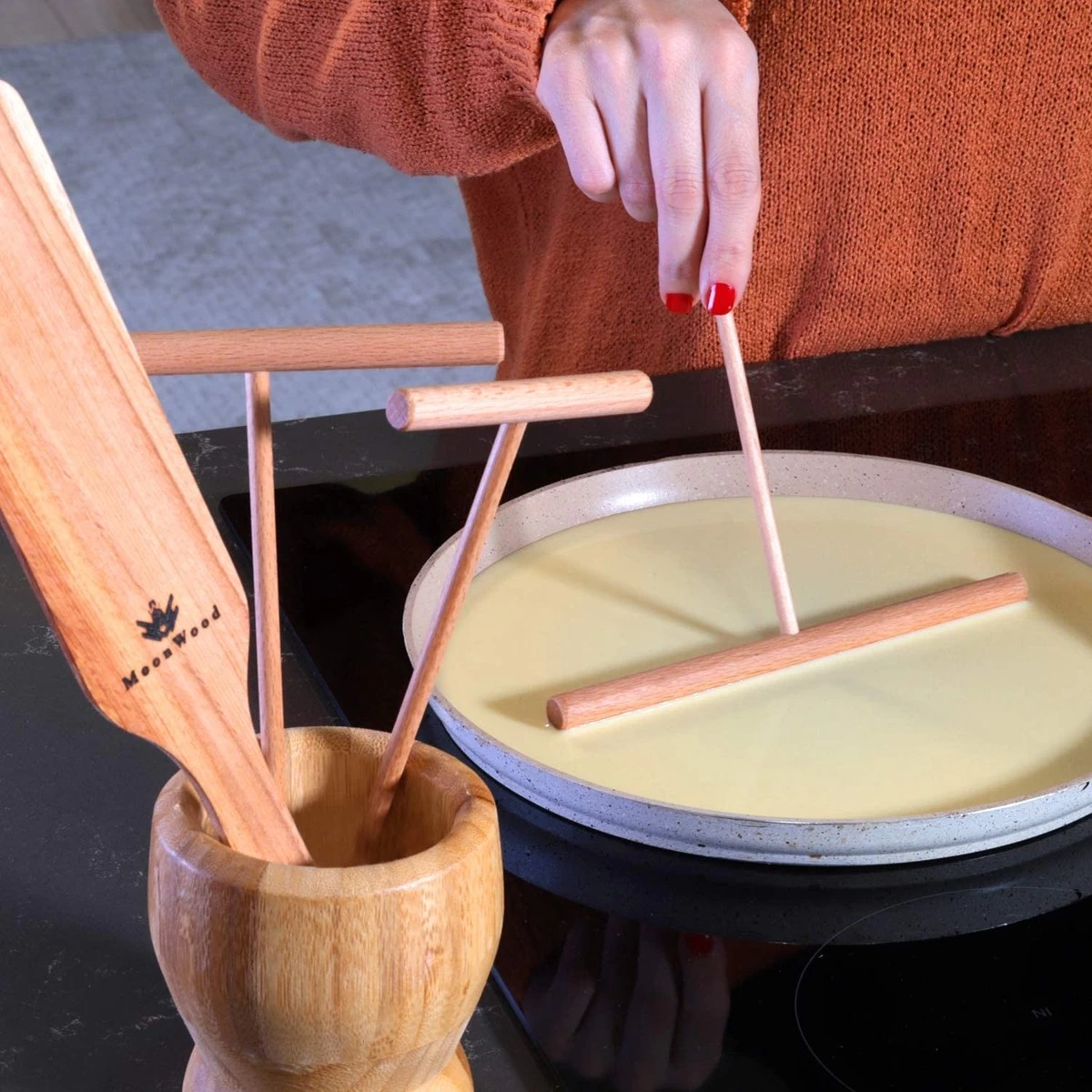 Crêpière - Spatule à Crêpes - 4 Pièces En Bois (18", 13", 9" Spatule Et Spatule En Bois De 30 Cm De Long) Tailles Pratiques Pour Tous Les Amateurs De Crêpes - Crêpière 100% Naturelle Et De Haute Qualité – Image 3
