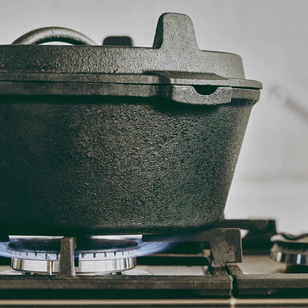 Burnhard Four Hollandais Burnhard | Cocotte En Fonte Avec Lève-couvercle - Little John 3,8 L. – Image 19