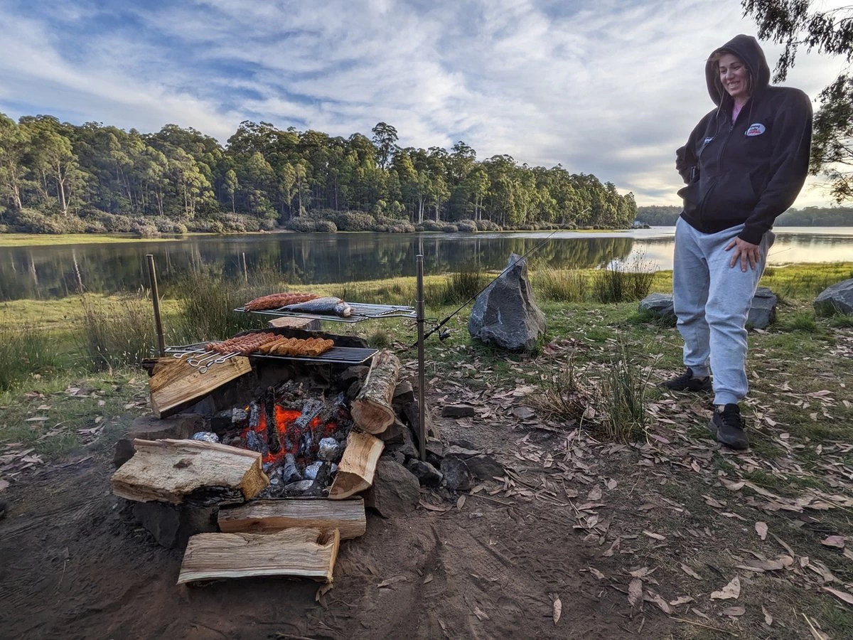 Grille De Grill Pliante En Acier Inoxydable Auspit 680 Mm X 330 Mm Avec Pince – Image 9